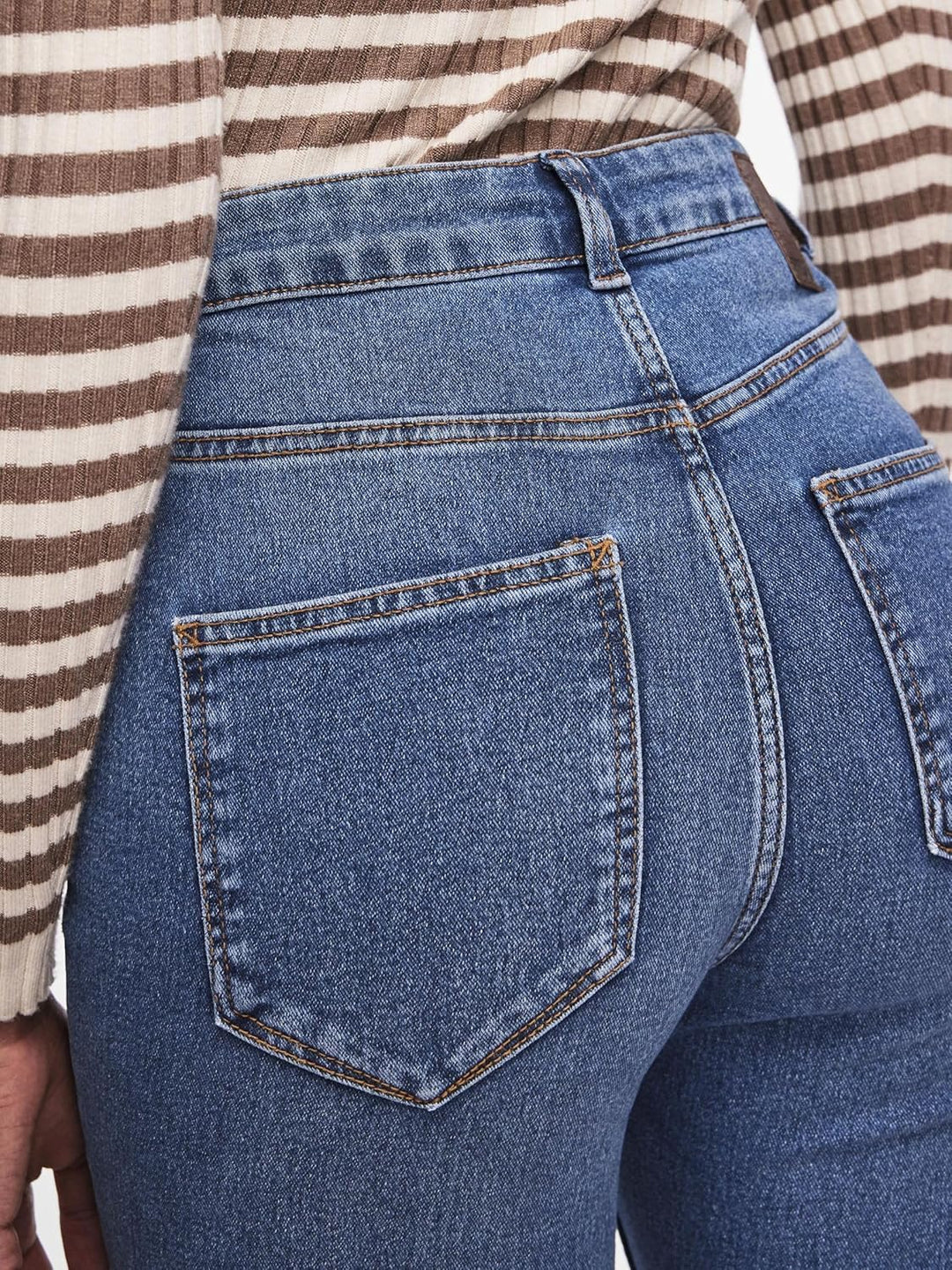 PIECES Damen Pcpeggy Flared Hw Jeans Mb Noos Bc, M Medium Blue Denim