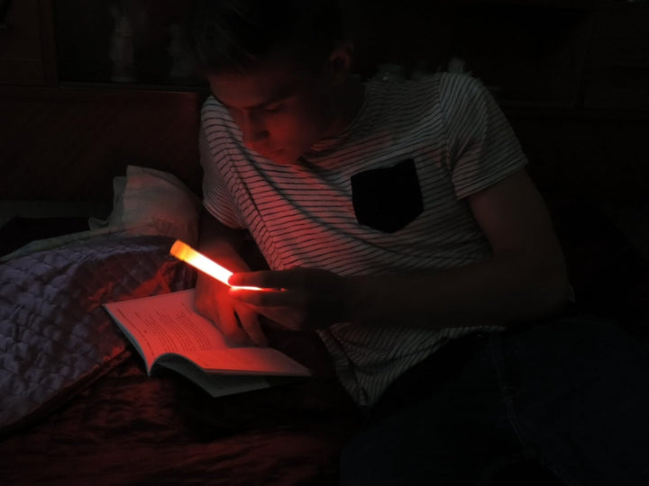 Cyalume SnapLight Knicklichter in Rot (100-er Pack) - 15 cm Glow Sticks mit Haken am Ende - ultra he