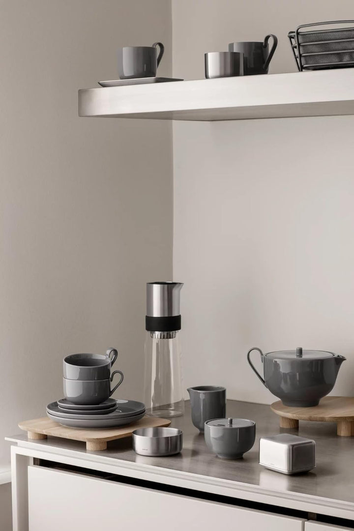 blomus -BASIC Butterdose - Edelstahl matt, Grösse M: Elegante Aufbewahrung für frische Butter ((H 6