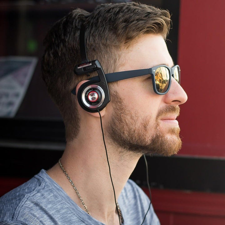 Koss Porta Pro auf Ohr Kopfhörer mit Fall schwarz schwarz On-Ear-Kopfhörer, schwarz On-Ear-Kopfhörer