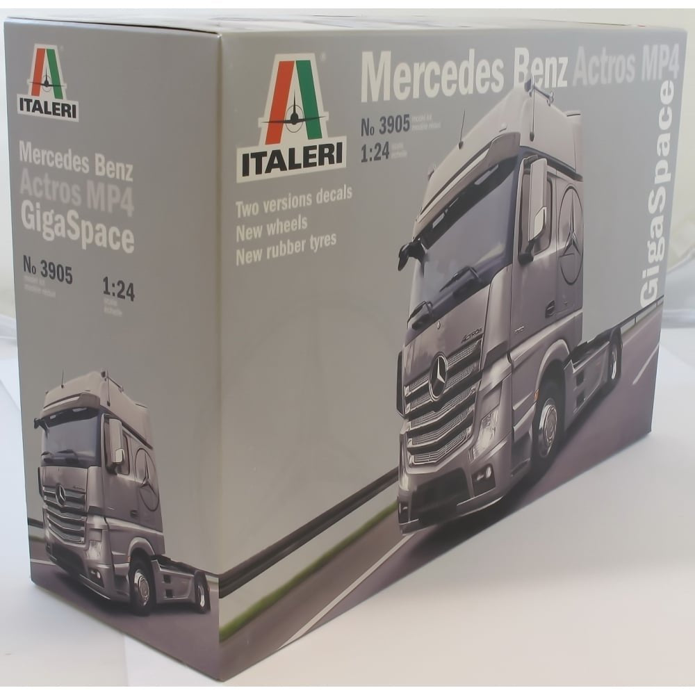 Italeri 3905 510003905 Mercedes-Benz 1:24 Actros MP4 Gigaspace