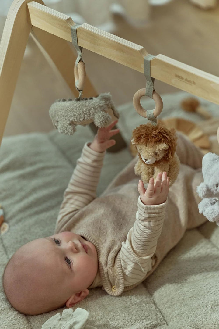 Little Dutch Baby Gym - Spieltrapez - Spielbogen aus Holz - inkl. 3 Anhänger - für Babys ab der Gebu