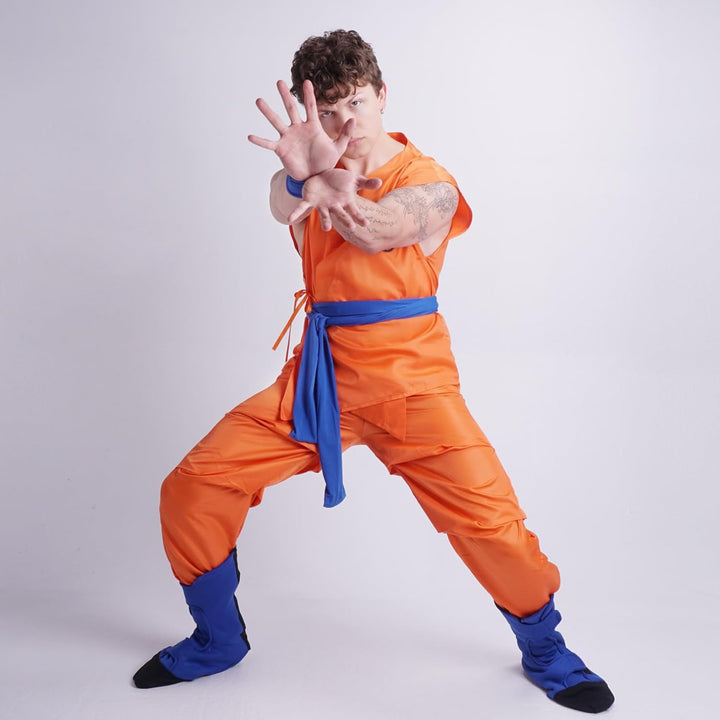 CoolChange Son Goku Cosplay Kostüm mit Überschuhen | Golden Frieza Saga | Grösse: M, M
