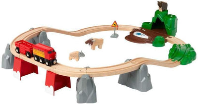 BRIO World 33988 Nordische Waldtiere Set - Zubehör für die BRIO Holzeisenbahn - Empfohlen ab 3 Jahre