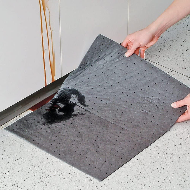 New Pig MAT251 PIG Universal-Matte, 37,1 l Saugfähigkeit, 33 cm Länge x 25 cm Breite, 100 Matten/Spe