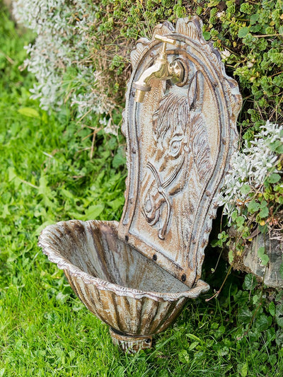 aubaho Waschbecken Wandbrunnen Garten Eisen Nostalgie antik Stil Pferd Brunnen grün