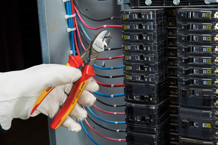 Kit mit 3 isolierten Zangen, 1.000 V und Wickeltasche