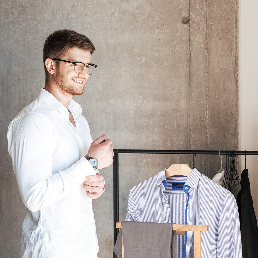 Relaxdays Herrendiener Holz, stummer Diener für faltenfreie Anzüge, Walnuss Kleiderständer HxBxT 102