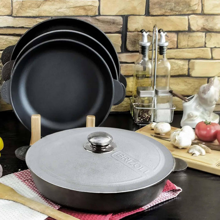 4BIG.fun Schmorpfanne 28 cm Gusseisen Gusseisenpfanne mit Aluminiumdeckel Bräter Servierpfanne Kasse