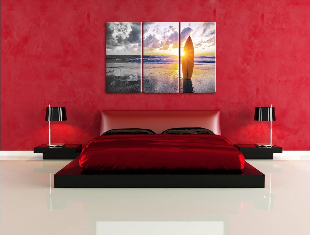 Pixxprint Surfbrett am Strand als Leinwandbild/Grösse: 3 Teilig (120x80 cm) cm/Wandbild/Kunstdruck/f