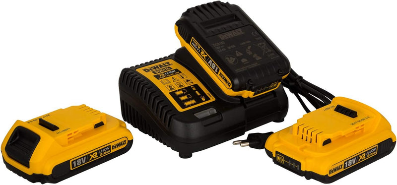 DeWalt Akku-Starter-Kit DCB115D3 (inkl. Schnellladegerät und 3 XR Li-Ion 18 Volt Akkus, kein Memory-