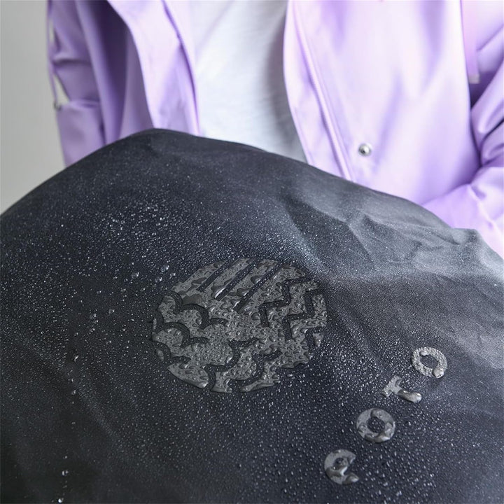 eoto Regenhülle RAIN:Bow Moonless Black, für alle eoto Rücksäcke, nachhaltig, fair, wasserabweisend,