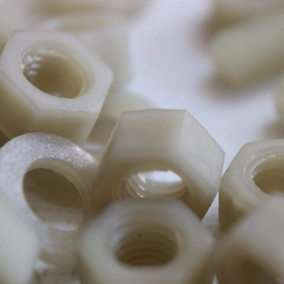 50 x glasfaserverstärkte Super Nylon Flachkopf, Kreuzkopf-Maschinenschrauben, M5 x 20mm, Kunststoffm
