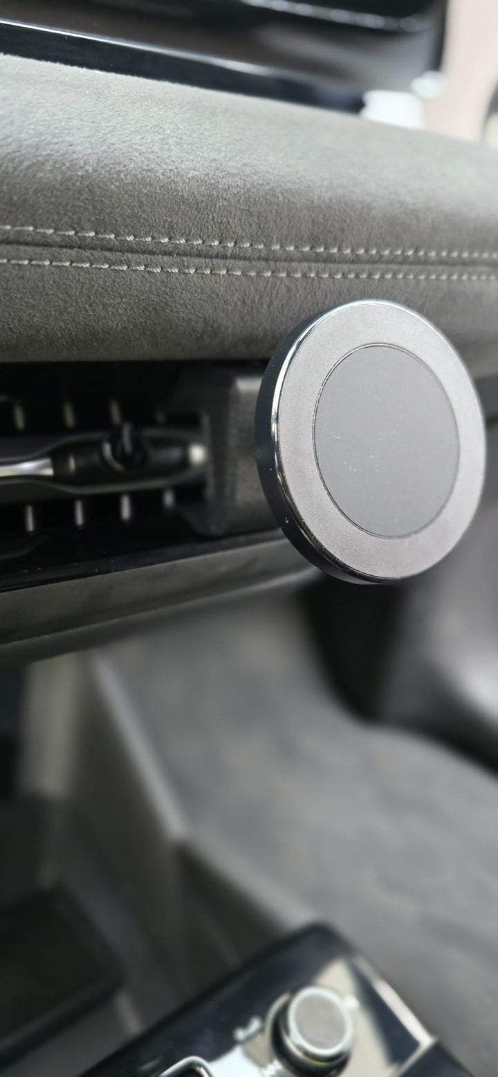 Generisch fahrzeugspezifischer Handyhalter passend für Audi A6 e-tron und Audi Q6 e-tron ab Baujahr