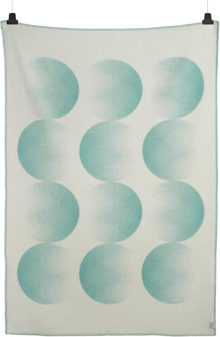 RØROS TWEED - Moon - Wolldecke aus norwegischer Lammwolle - Design von Clara von Zweigbergk - Decken