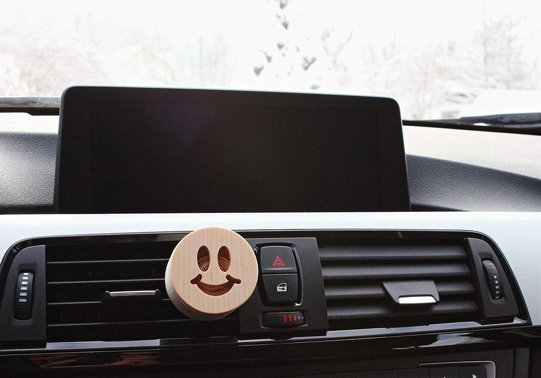 Natürlicher Autoduft, Auto Lufterfrischer Smiley Smile, aus ZirbenHolz