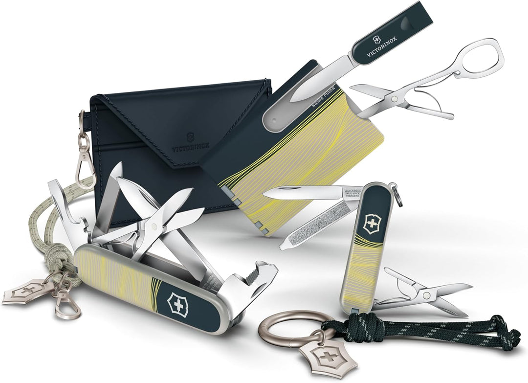 Victorinox Taschenmesser Classic SD, 7 Funktionen, Swiss Made, Multitool für Frauen, Schlüsselanhäng