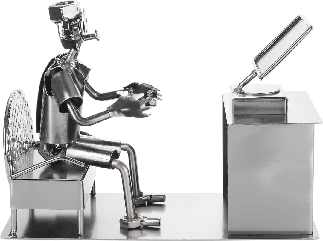 BRUBAKER Schraubenmännchen Gamer mit Controller - Zocker Eisenfigur Metallmännchen - Handarbeit Meta