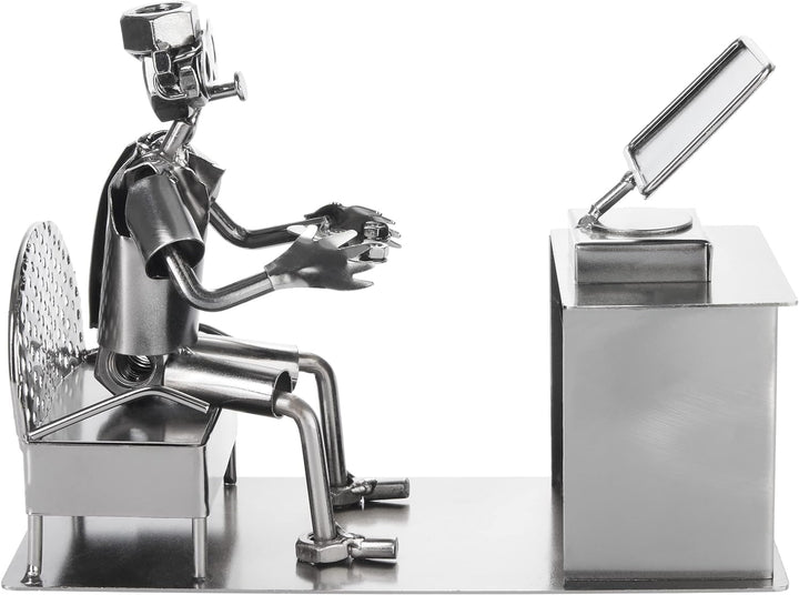 BRUBAKER Schraubenmännchen Gamer mit Controller - Zocker Eisenfigur Metallmännchen - Handarbeit Meta