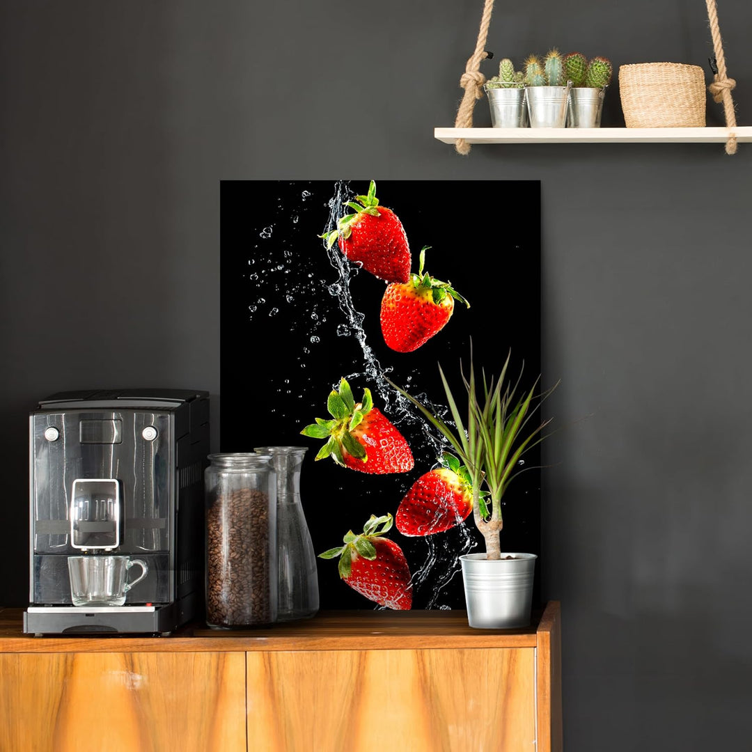 wandmotiv24 Obst & Gemüse als Leinwandbild, 80x60cm, Hochformat, Erdbeeren & Wasser, Küche, Lebensmi