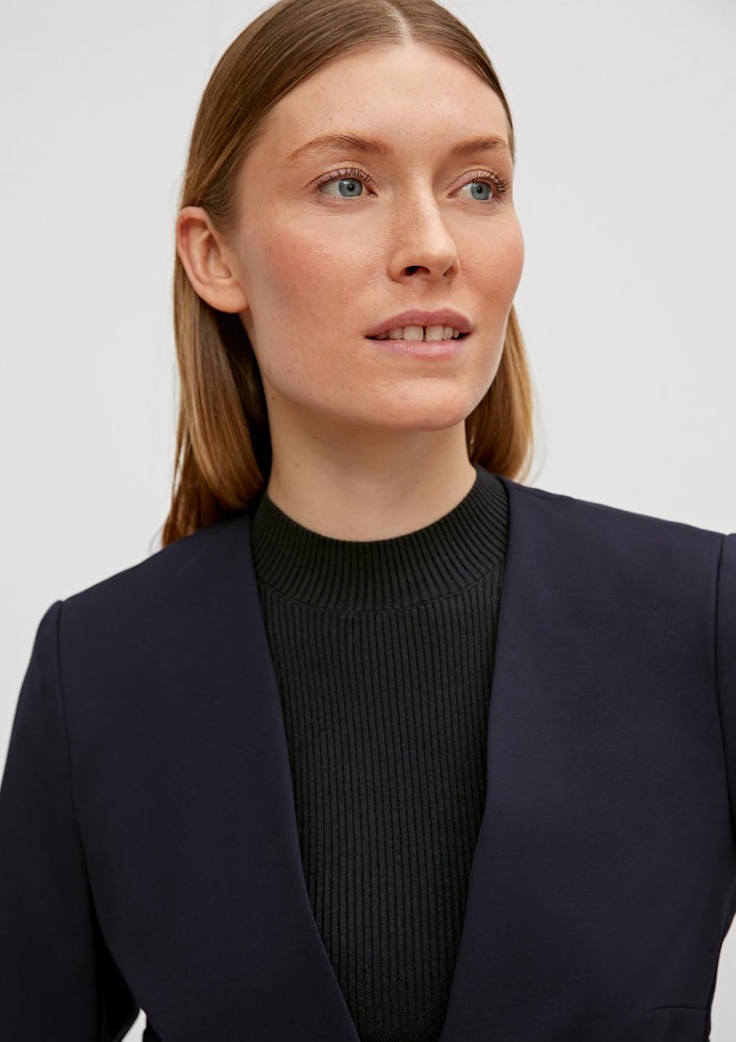 comma Blazer mit kurzem Schnitt, 5976 Blau