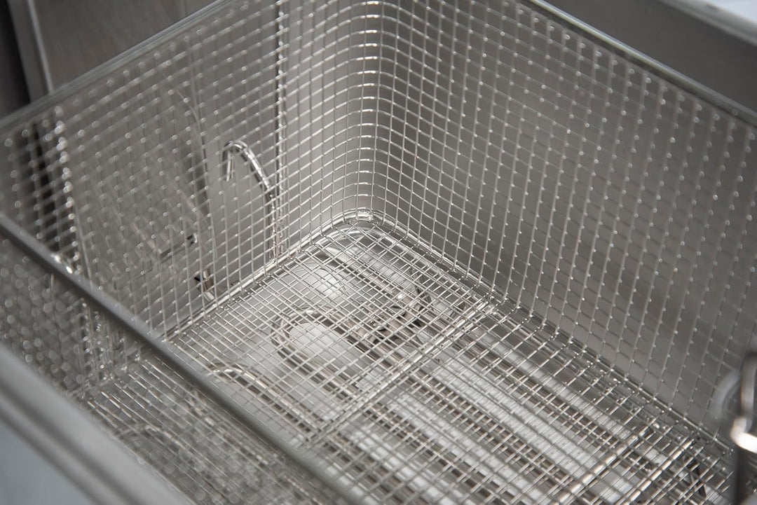 METRO Professional Elektrische Fritteuse GDF5008, 8 L, mit Ablasshahn und Deckel, abnehmbares Bedien
