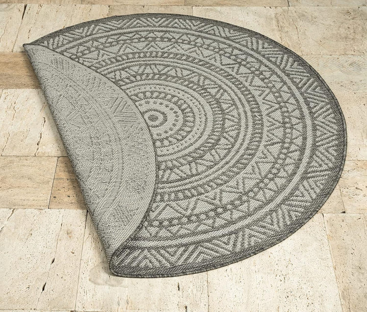 the carpet Mistra - Moderner In- und Outdoor Teppich, perfekt für das Wohnzimmer, Schlafzimmer oder