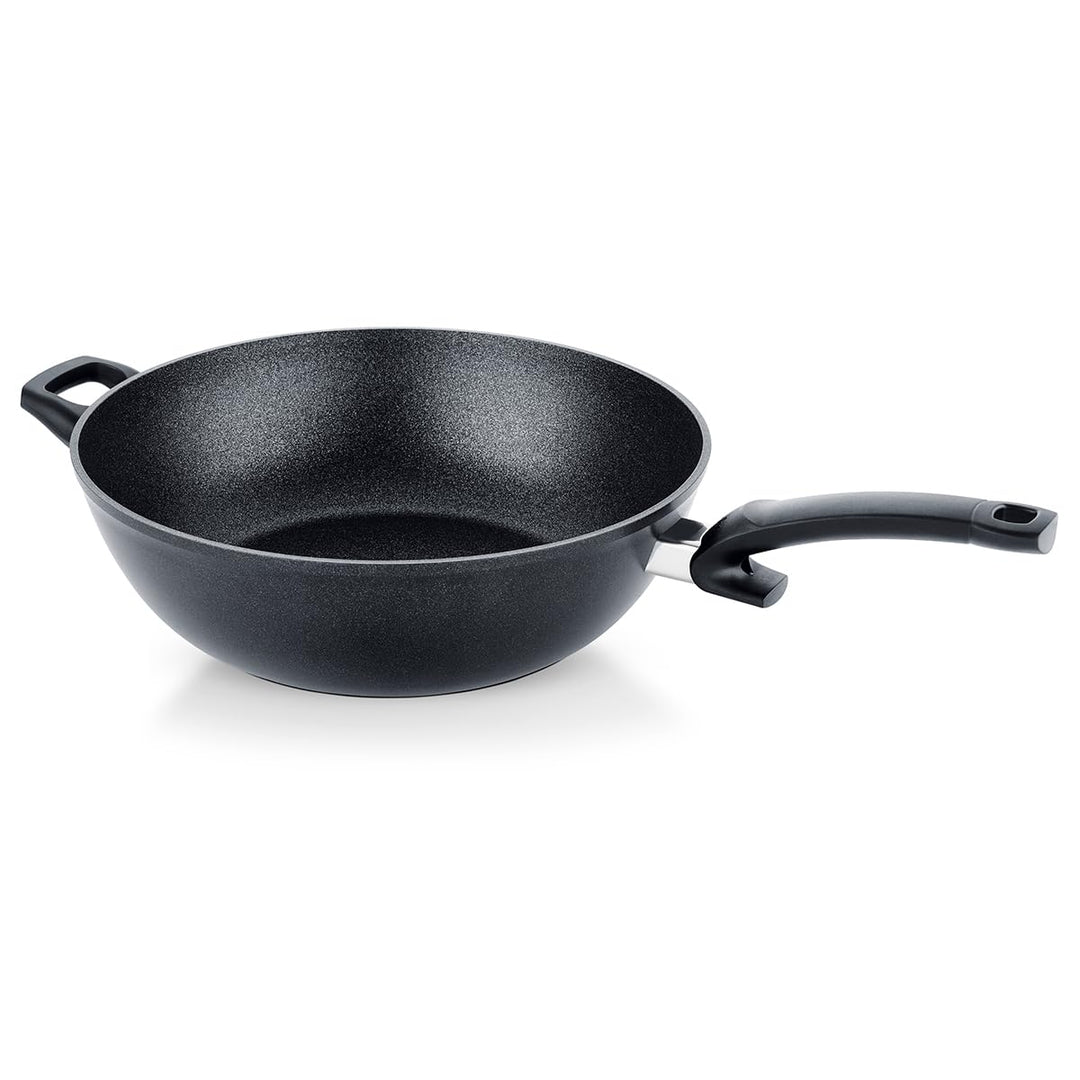 Fissler Adamant / Aluminium-Wok, Servier-Pfanne (Ø 32cm - 6L) beschichtet, antihaftversiegelt, hoher