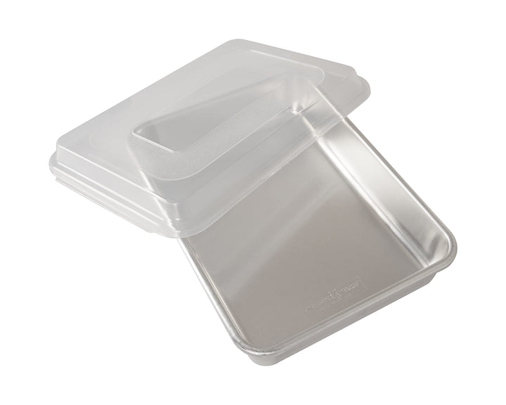 Nordic Ware Natural Aluminum Commercial Cake Pan with Lid, Rectangle Pan with Lid, Rectangle Pan wit