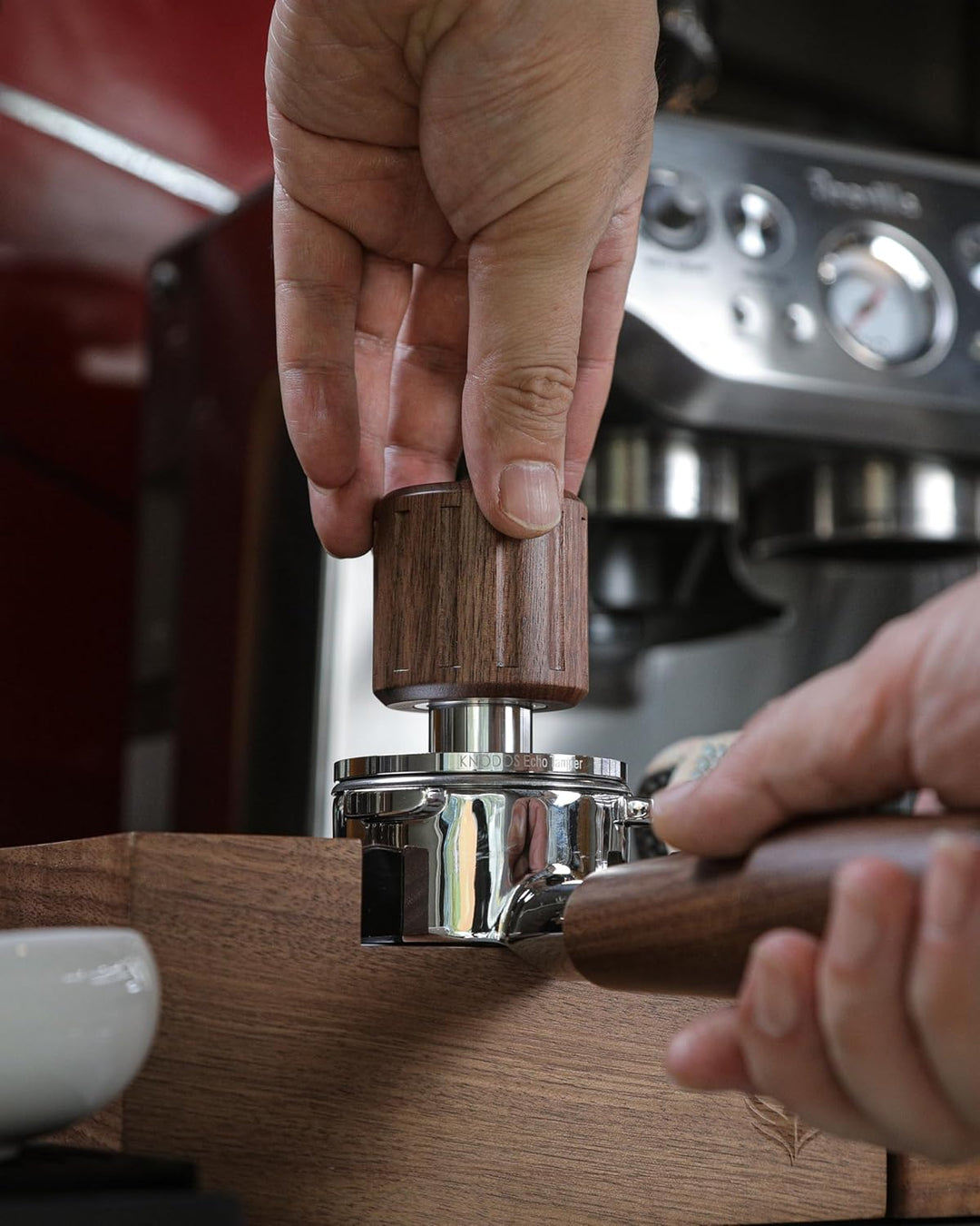 Echo Espresso Tamper 58mm Walnuss – Kalibriert, Druckregulierend & Self Leveling, Klick-Feedback, 30