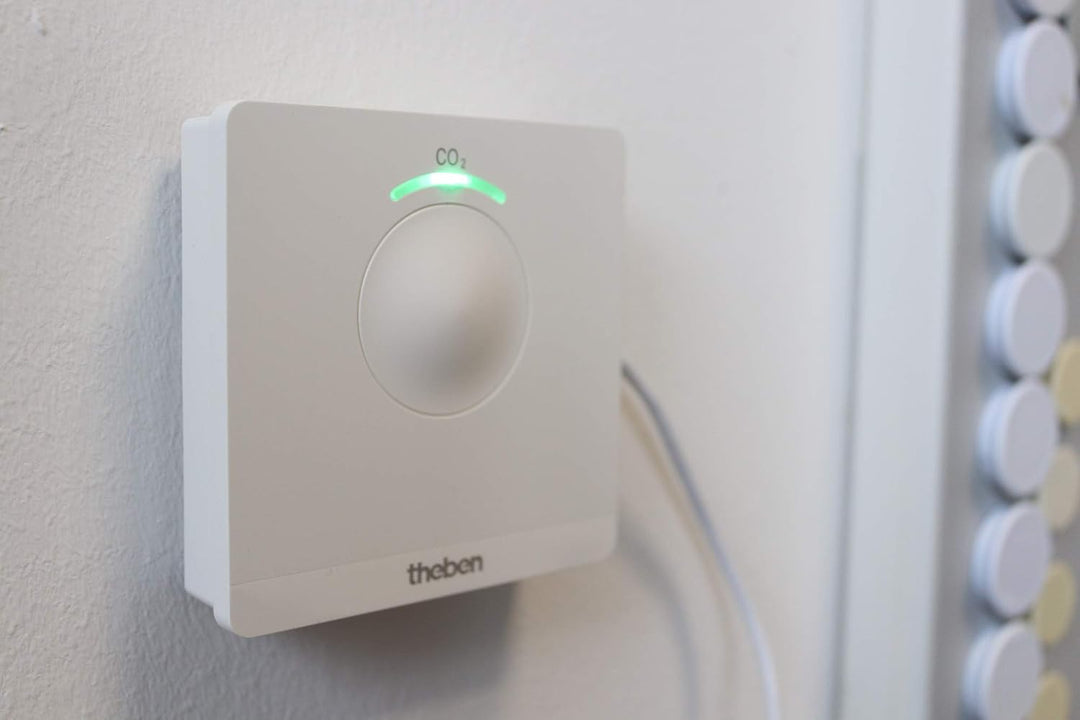 Theben 7169100 AMUN 716 transportabler CO2 Sensor I CO2 Luftgütemonitor I CO2 Melder I System für Üb