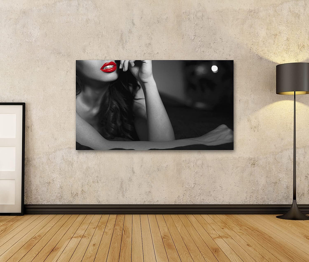 islandburner Bild auf Leinwand Reizvolle Frau Mit Den Roten Lippen Auf Dem Bett Sinnlich Schlafzimme