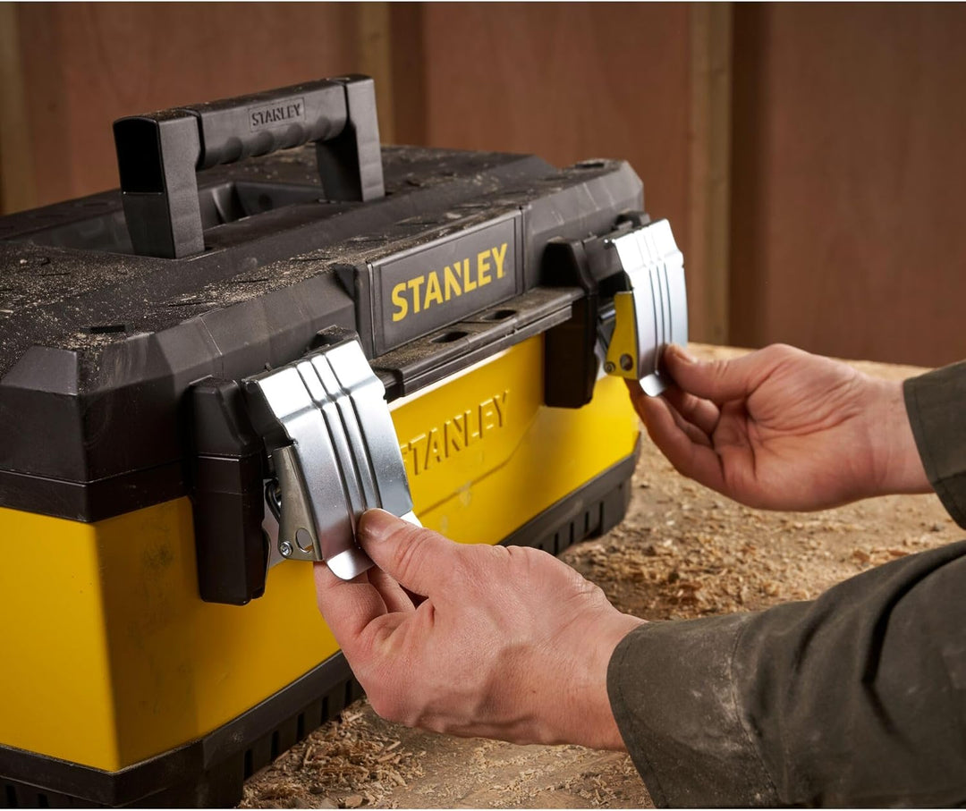 Stanley Werkzeugbox / Werkzeugkoffer (50x30x22cm, aus Metall-Kunststoff mit robuster Konstruktion, K