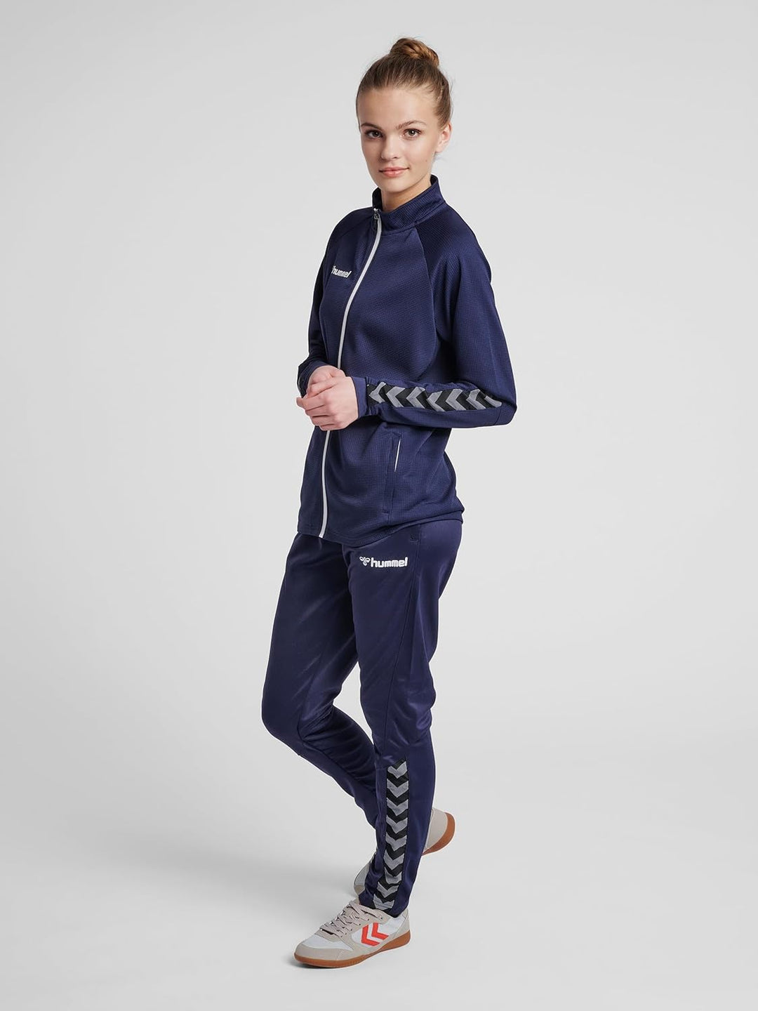 hummel AUTHENTIC Sportjacke Damen - Trainingsjacke & Laufjacke - Dünne Jacke für Sport, Fitness und