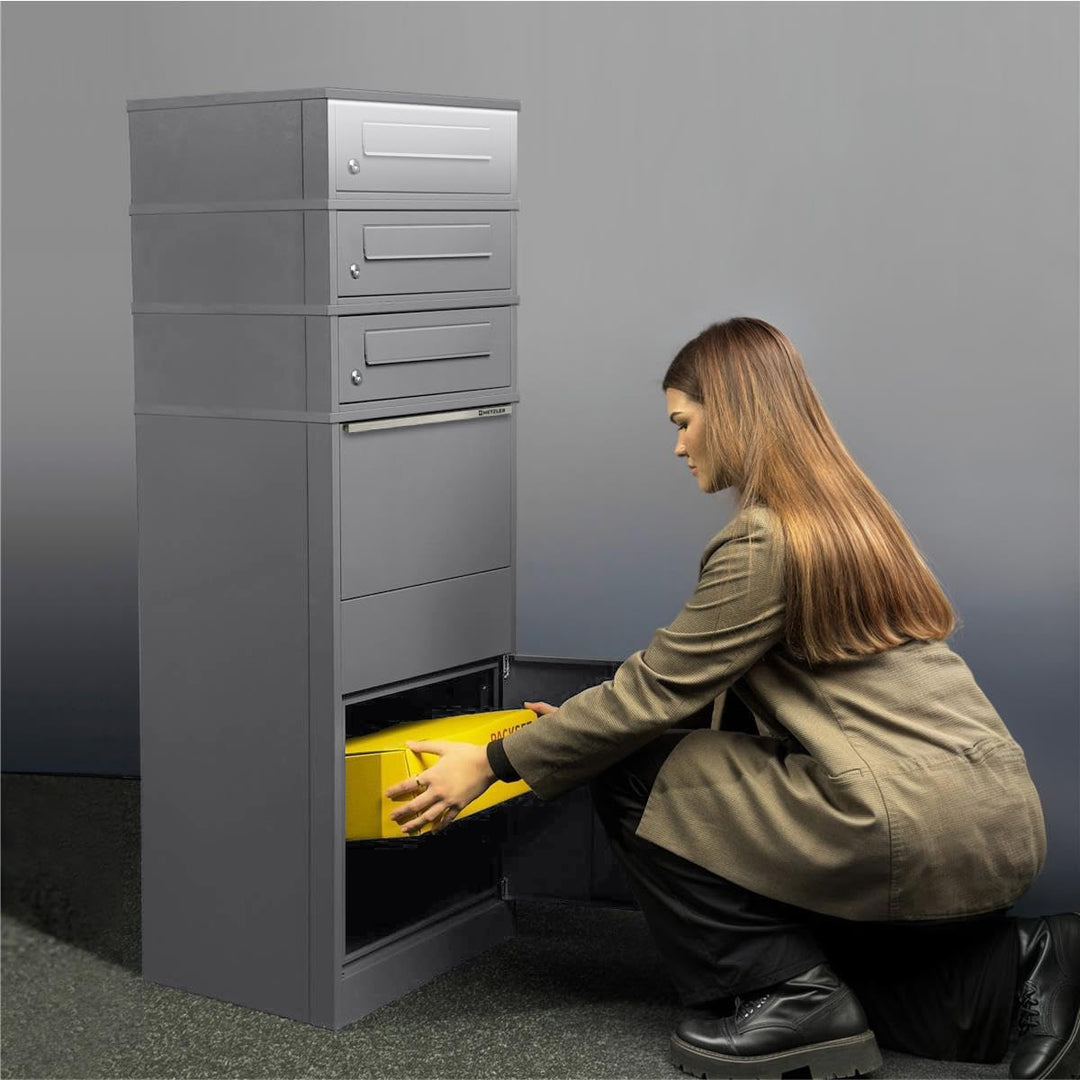 Metzler Paketbox mit LED-Solarbeleuchtung und 3 Briefkästen in Graualuminium RAL 9007, wetterfest un