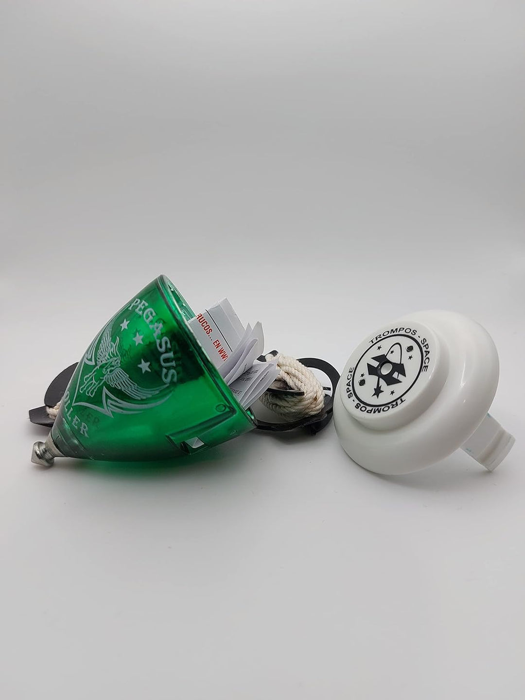 trompos space Pegasus Roller grün + Geschenkseil