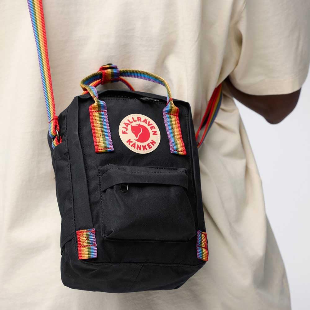 Fjällräven Unisex Kånken Rainbow Sling Handtasche (1er Pack), Black-rainbow Pattern