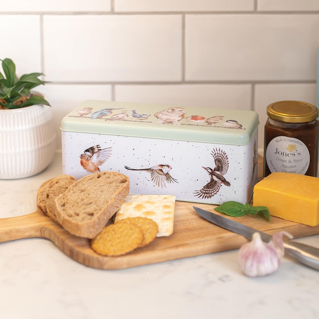 WRENDALE DESIGNS The Country Set Cracker Tin Green