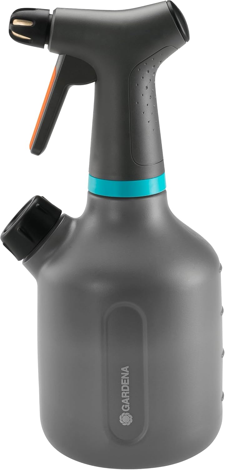 Gardena Pumpsprüher 1l: Indoor Pumpsprüher mit 360°-Funktion, Messingdüse, grosse Öffnung, lichtdurc