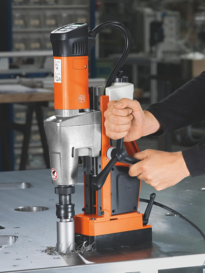 Fein Magnet-Kernbohrmaschine KBM 50 U (1200 Watt, 2 Gang, verschleissfest, MK3-Werkzeugaufnahme) 727