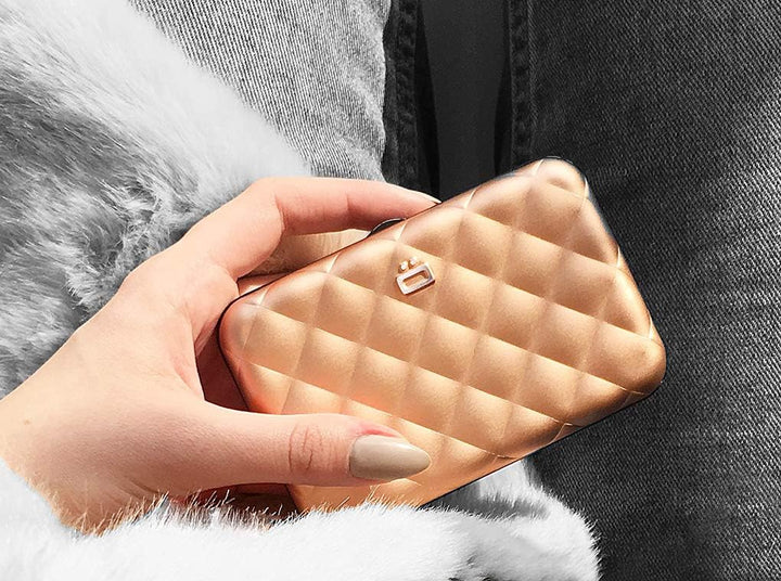 ÖGON Smart Wallets - Aluminium Geldbörse Quilted Button für Damen - RFID-Schutz - Bis zu 10 Karten u