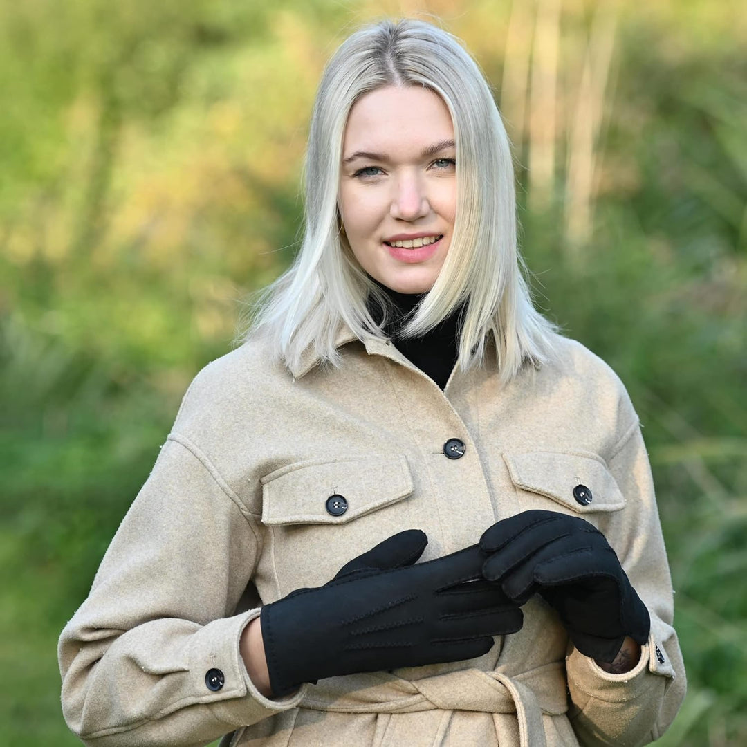 Lammfell Handschuhe für Damen - 100% Lammfell - warme Winterhandschuhe - Farben: schwarz und braun -