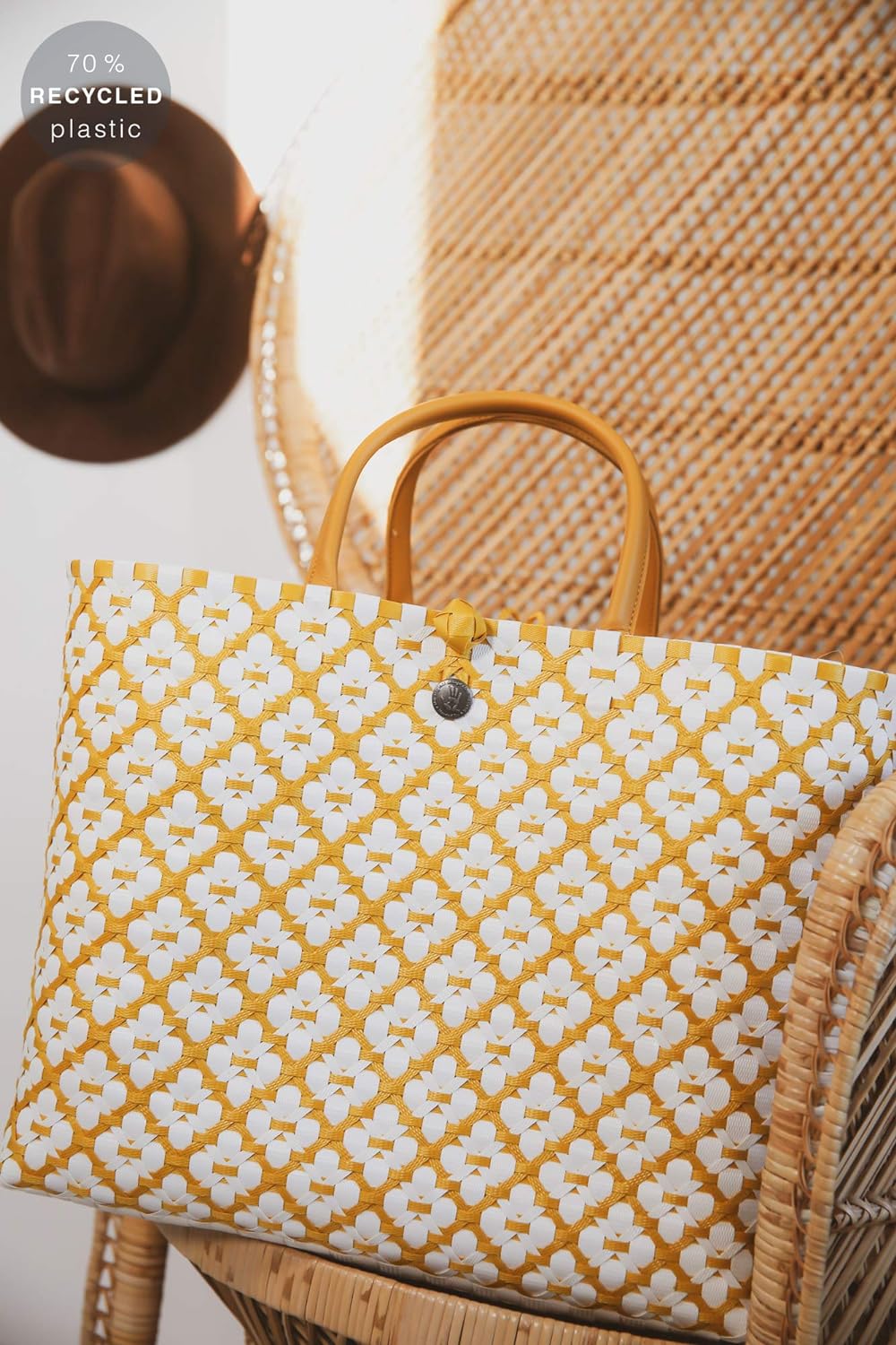 Handed By - Tasche/Shopper/Einkaufstasche - Motif Bag - Kunststoff - gelb/weiss - 32 x 38 x 22 cm