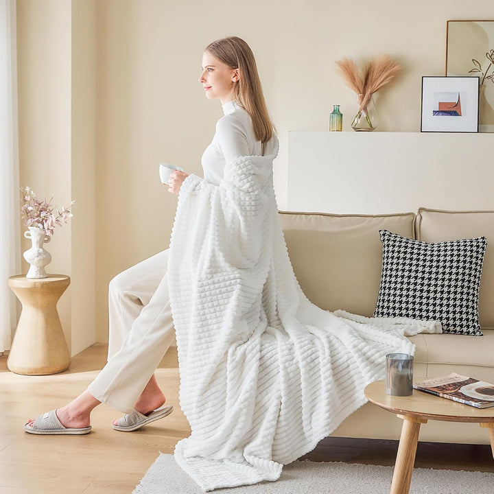 EMME Kuscheldecke Flauschige - 3D-Touch-Erlebnis 150x200cm Fleecedecke, Weiche Warme Wolldecke Überw