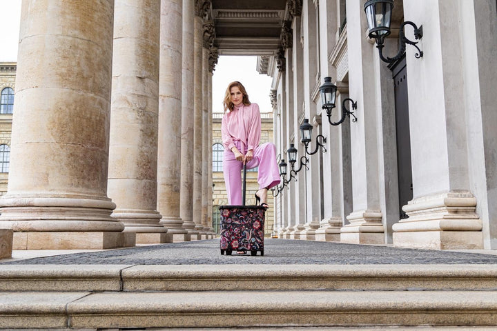 reisenthel carrycruiser Tragbarer Einkaufstrolley mit stabilem Aluminiumrahmen, Schultergurt und her