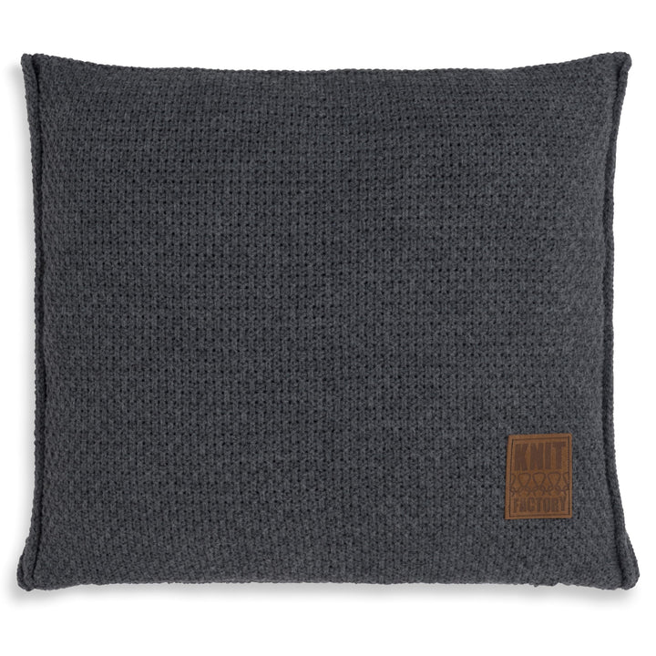 KNIT FACTORY - Jesse Zierkissen - Quadratische Sofa Kissen - Anthrazit - Gestrickter Dekokissen - Co