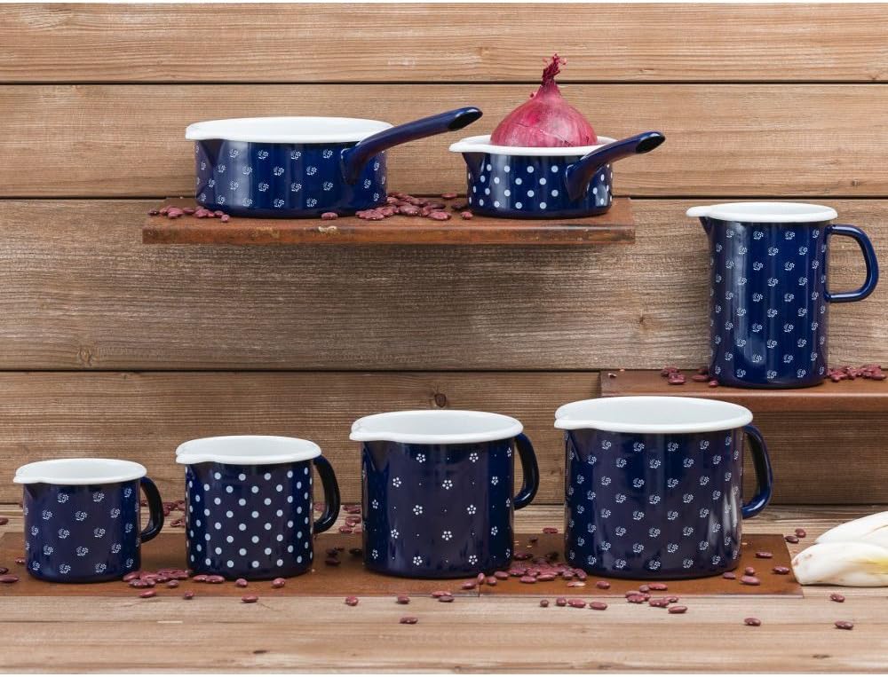 Riess, 0038-074, Schnabeltopf 9, COUNTRY - DIRNDL, Durchmesser 9 cm, Höhe 8.5 cm, Inhalt 0.5 Liter,