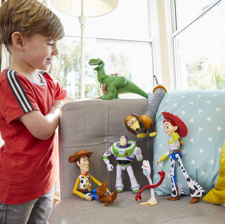 Mattel Disney und Pixar Toy Story 4 Spielset mit Figuren, Ausflugsabenteuer, 6er-Pack mit Woody, Buz