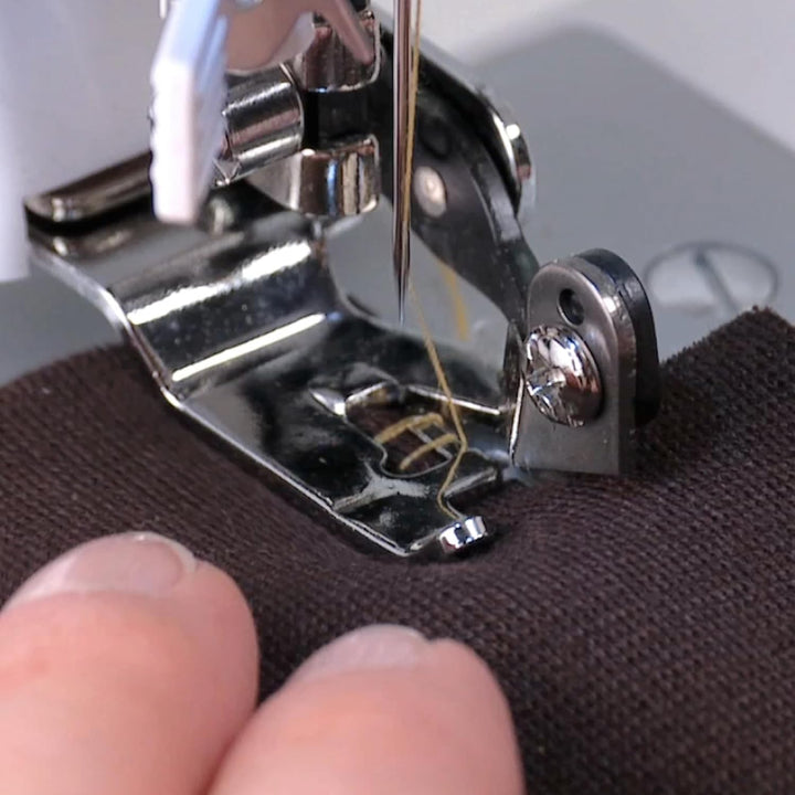 Singer Side Cutter Attachment Presser Foot, Simutaneously Trims & Hems Edges, Zig-Zag or Overstitch-