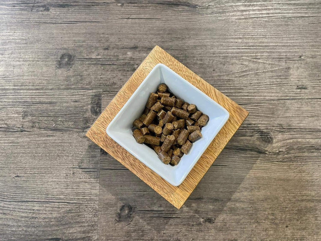 RAW Nature Trockenfutter Adult mit Ente 1kg, kaltgepresstes Hundefutter, Getreidefrei, 100% Muskelfl